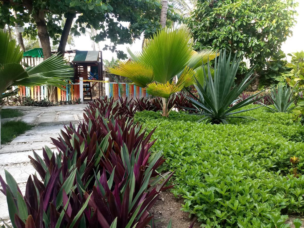 Riviera Punta Cana Eco Travelers Hotel Exterior photo